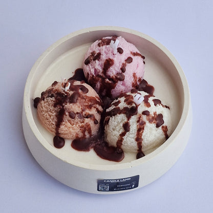 Time for ice cream🍨